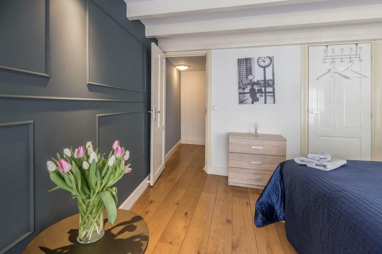 Dam Square Bed and breakfast 3*